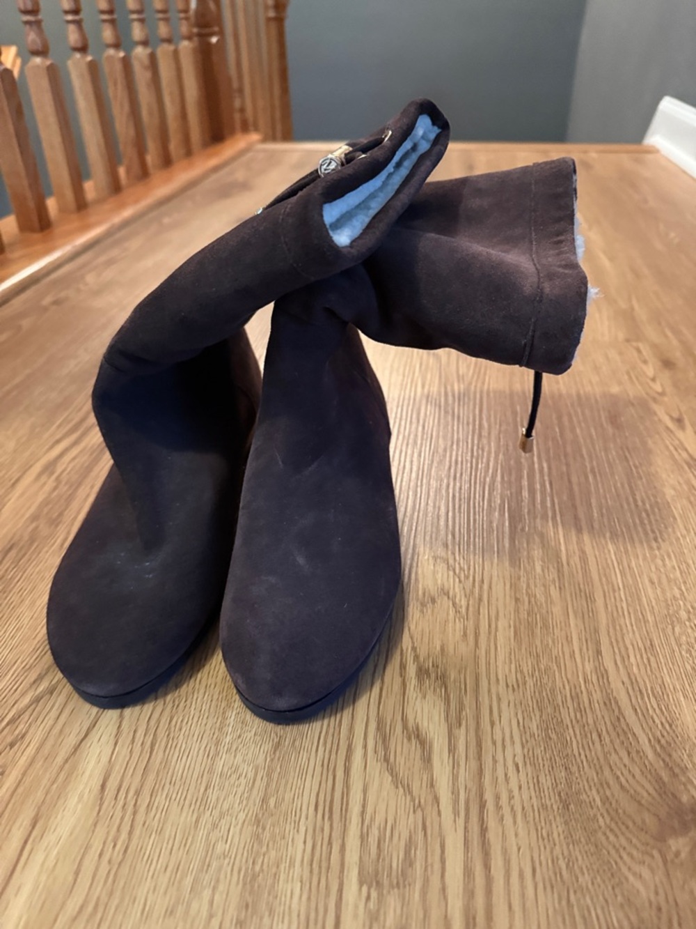 Michael Kors Dark BrownSuede Winter Boots